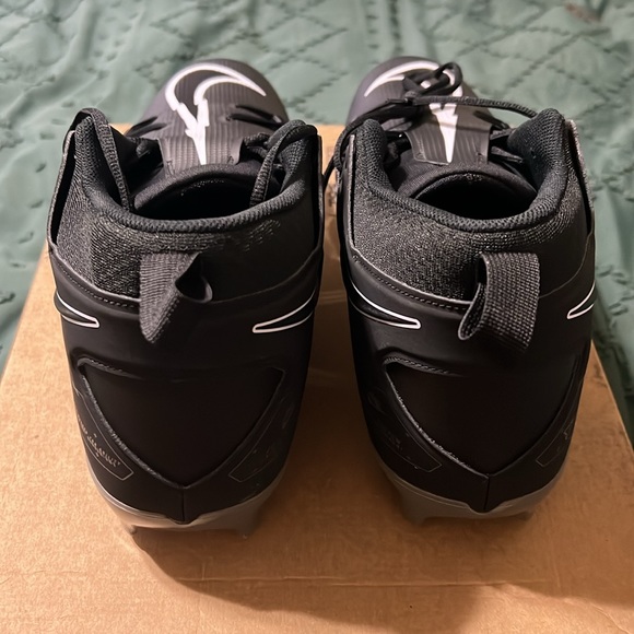 Nike Alpha Menace Pro 3 - Football cleats  Size 17 and 11 - Picture 4 of 11